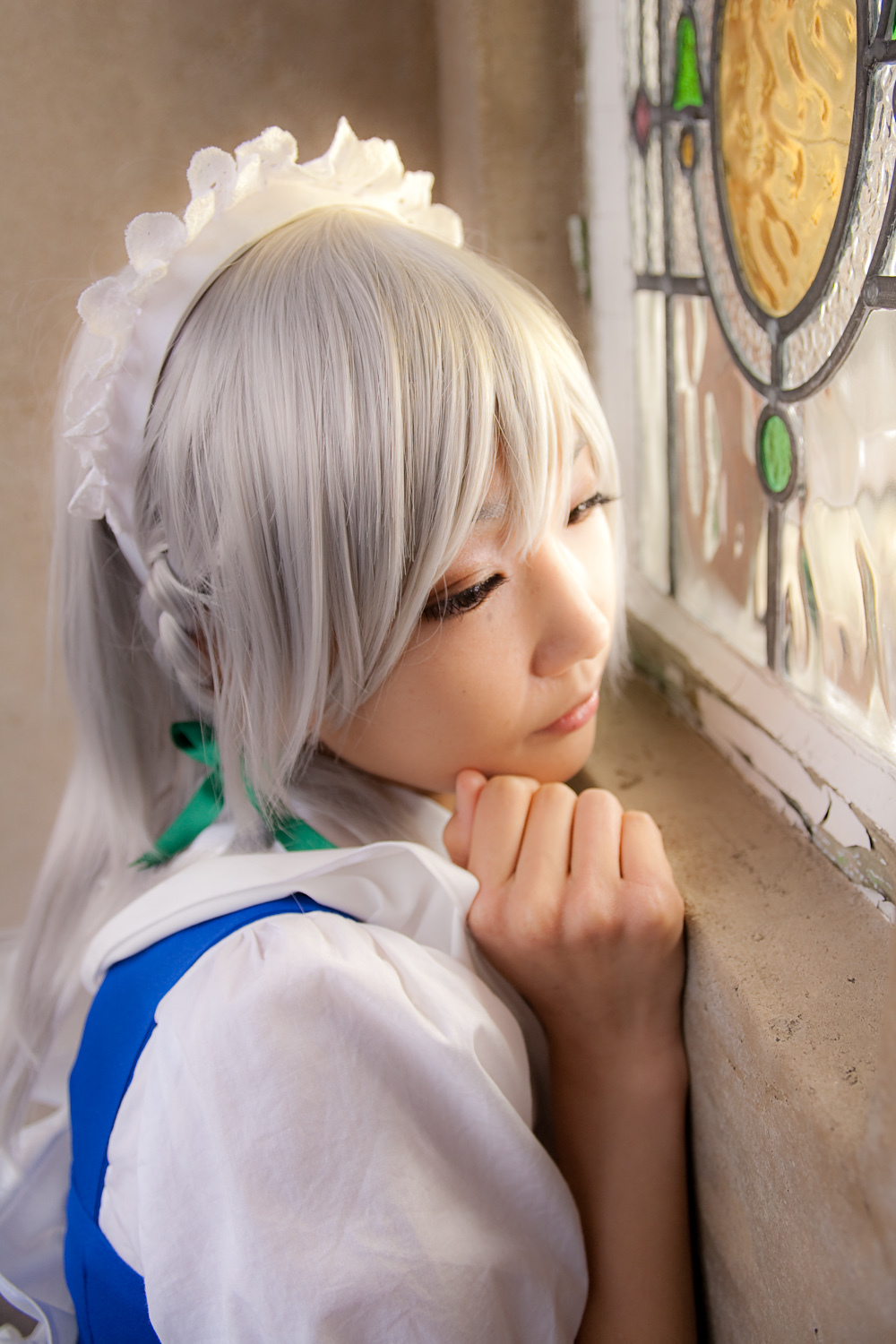 cosplay美女套图 c77 Sakuya Izayoi　白丝假发扮相(1)